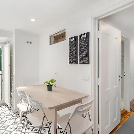 Konukevi Santa Justa Prime Lisboa