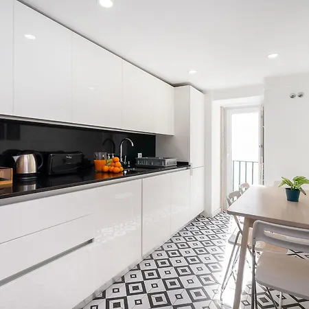 Santa Justa Prime 3* Lissabon